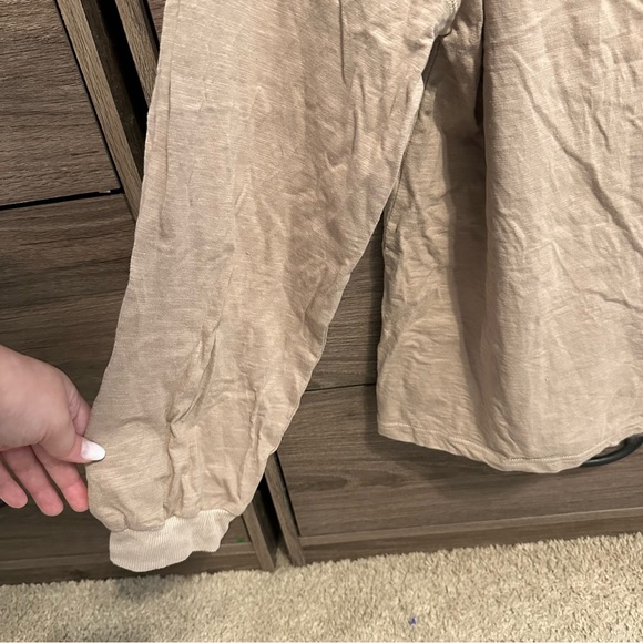 Long Sleeve - Picture 3 of 5